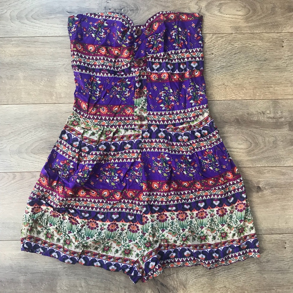 Strapless romper